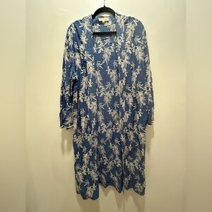 Solitaire Anthropologie Blue White Floral Crochet Kimono Cardigan Long Size M